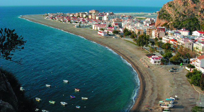 Turismo Andaluz y la Mancomunidad de Municipios promueve la visita de un grupo de Blogueros para conocer la oferta turística de la Costa Tropical